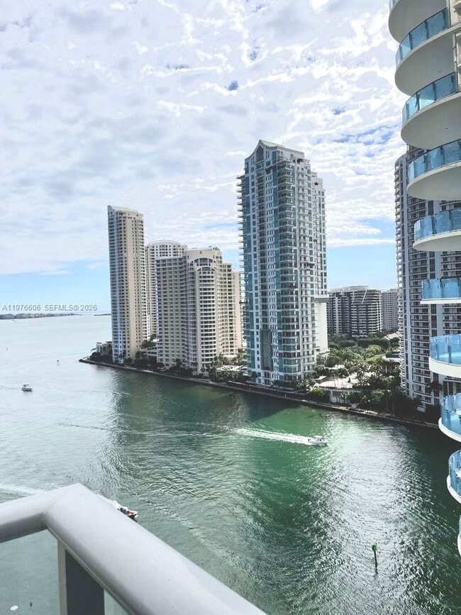 Building Photo - 300 S Biscayne Blvd