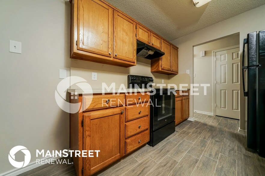 Building Photo - 922 Bayfield Dr