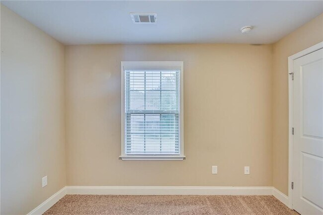 Building Photo - 3745 Jardine Ln