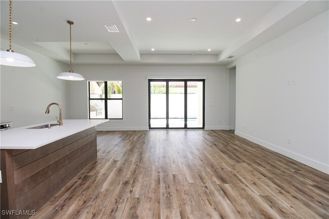 Building Photo - 7972 Cordoba Pl