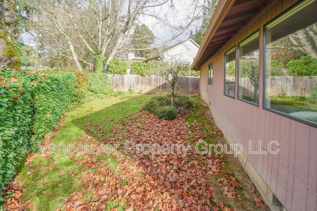 Building Photo - 2208 SE 130th Ave