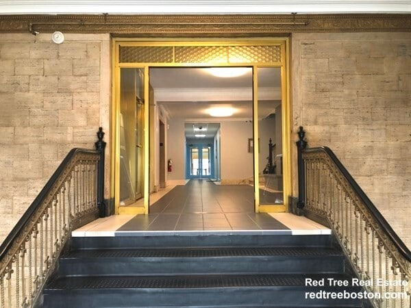 Building Photo - 475 Commonwealth Ave