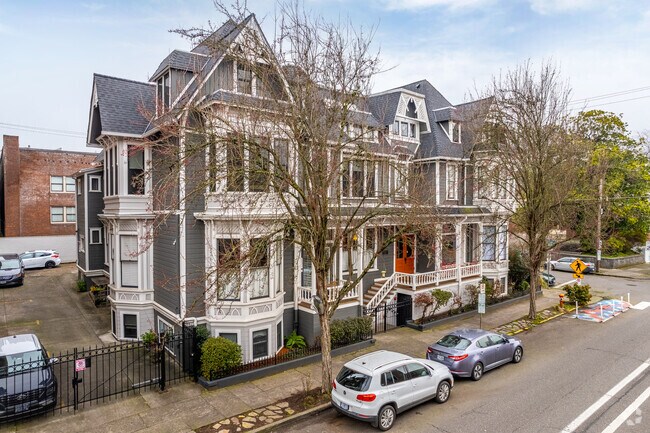 Primary Photo - George H. Williams Condominiums
