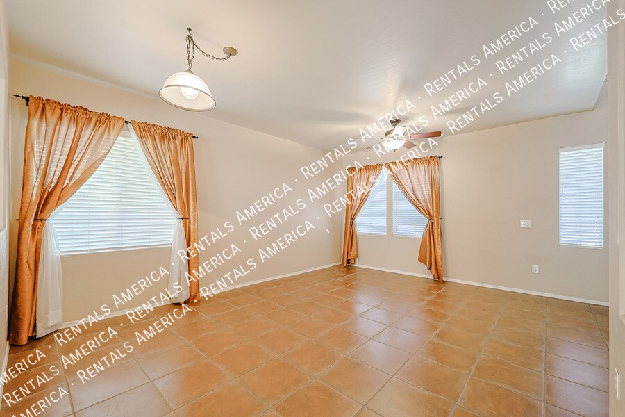 Building Photo - 35101 N 30th Ln