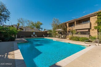 Building Photo - 7234 E Cave Creek Rd