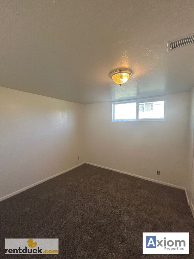 Building Photo - 139-132 Belva Ln