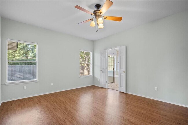 Building Photo - 4467 Bremner Dr