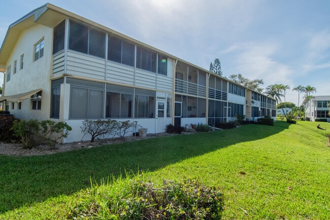 Building Photo - 246 Northampton M