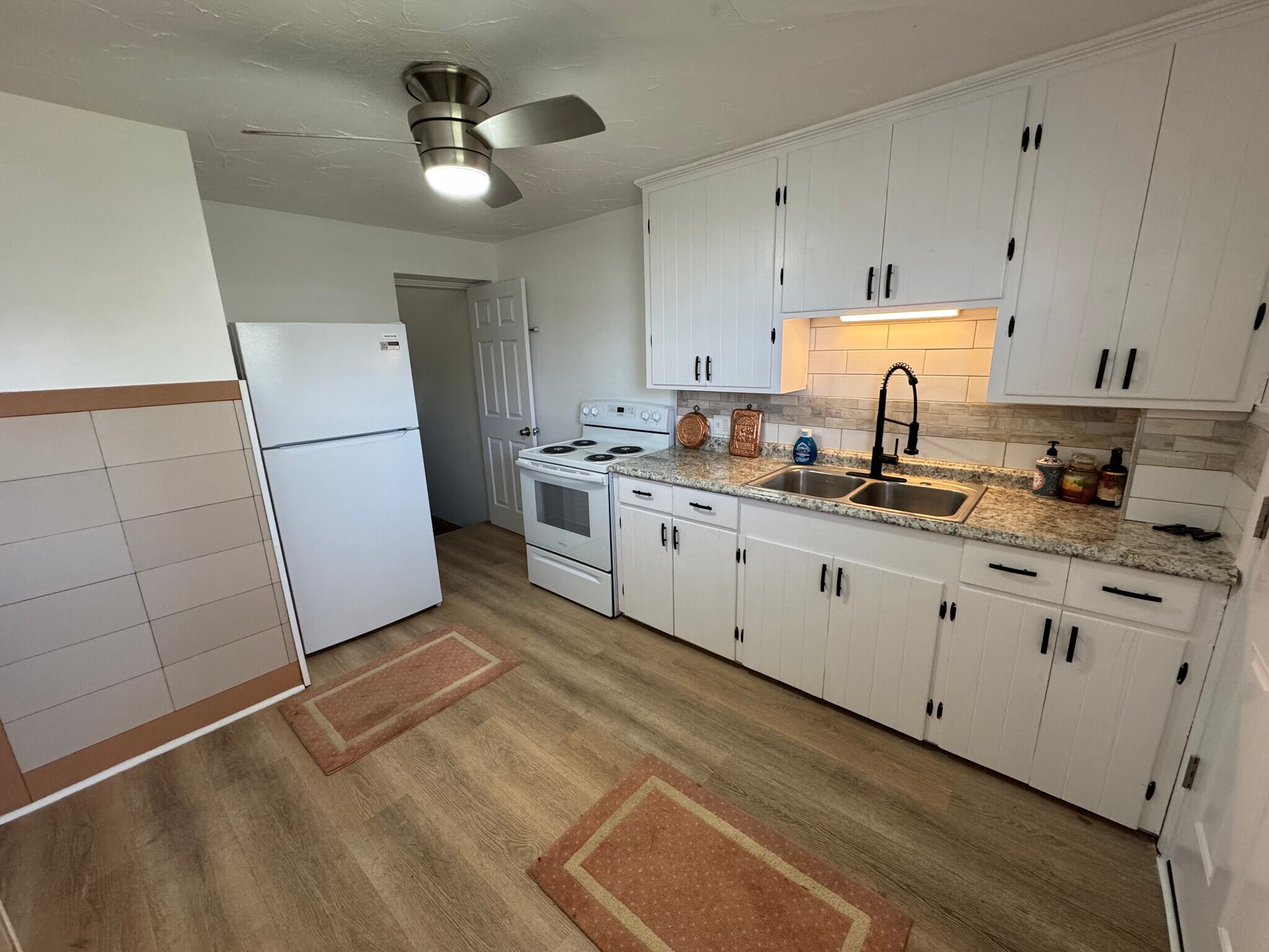 Building Photo - 124 Spangler Rd NE