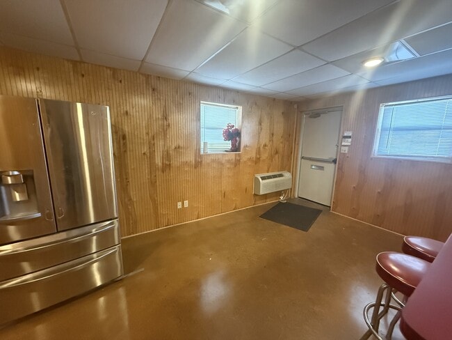 Building Photo - 23063 Texas 46STE 1