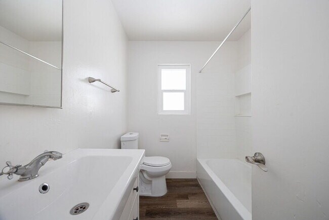 Building Photo - 4284 Schoolridge Ln