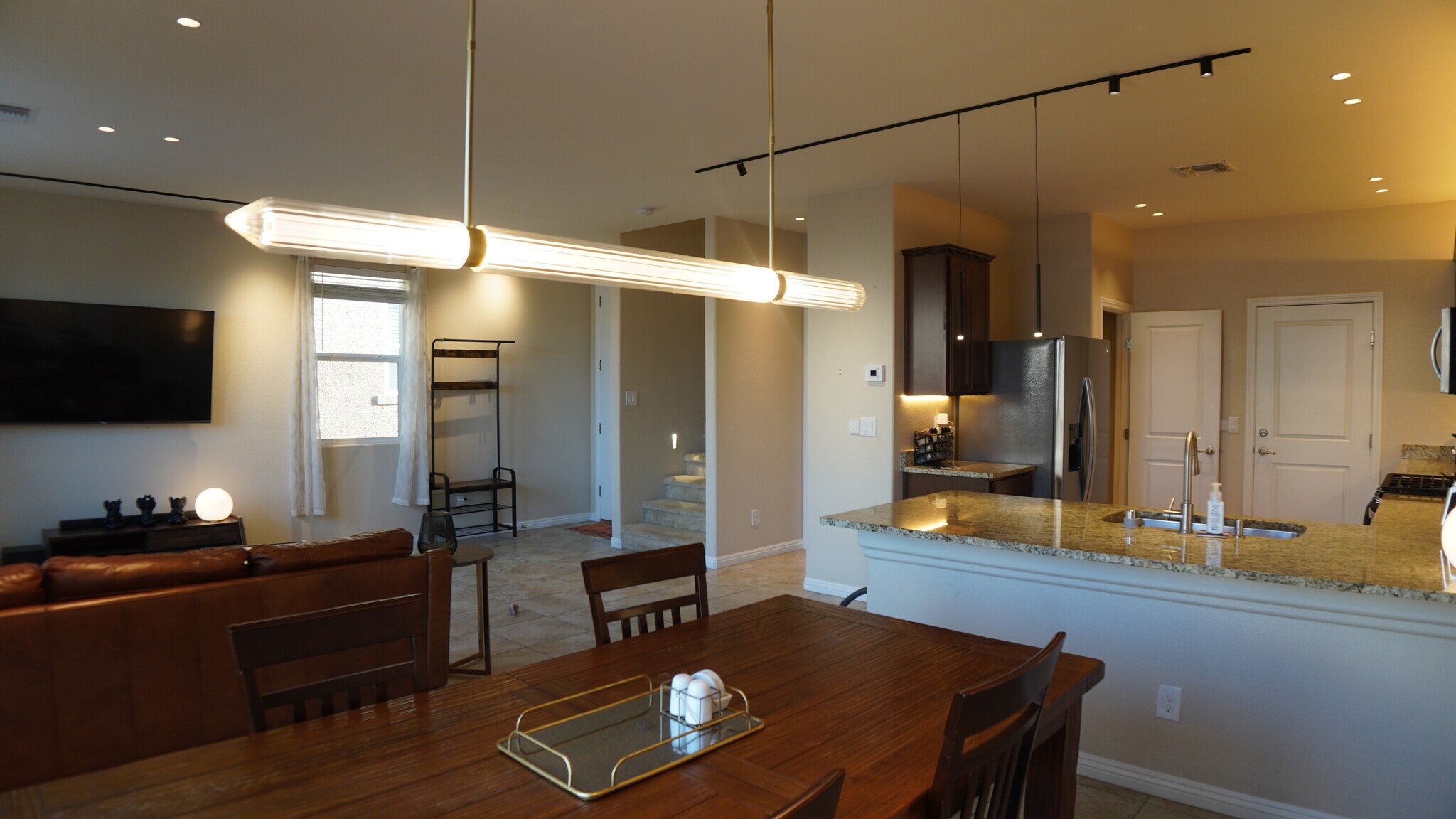 Building Photo - 5532 Autumn Cliffs Way