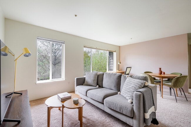 Building Photo - 4740 21st Ave NE