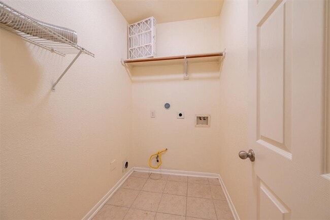 Building Photo - 7219 Crimson Sky Dr