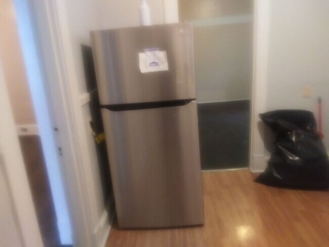 Building Photo - Maryland Ave