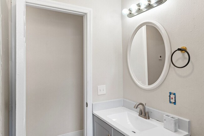 Building Photo - 4501 N 36th St