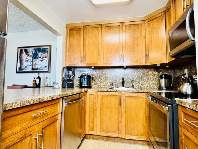 Building Photo - 8201 NW 8th St