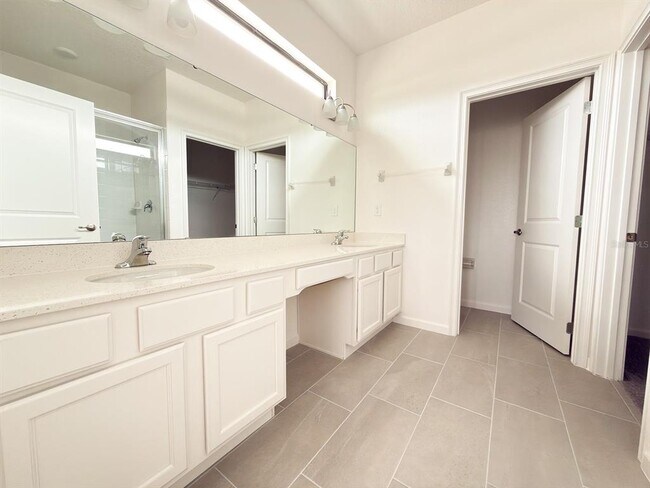 Building Photo - 1323 Butterfly Orchid Rd