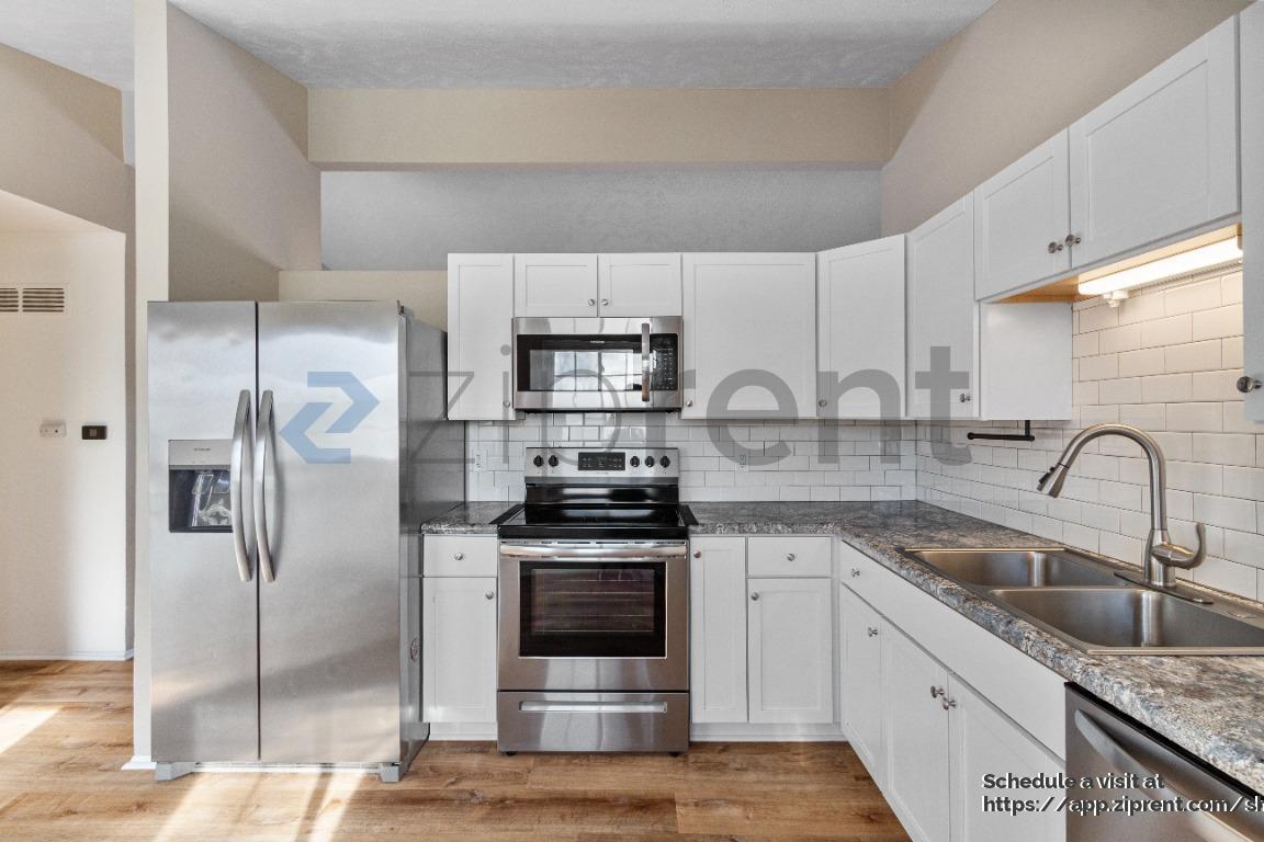 Building Photo - 10017 Sprague St