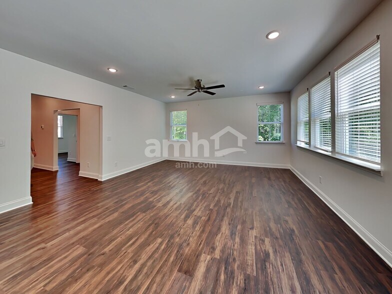 Building Photo - 5347 Pebble Bridge Wy