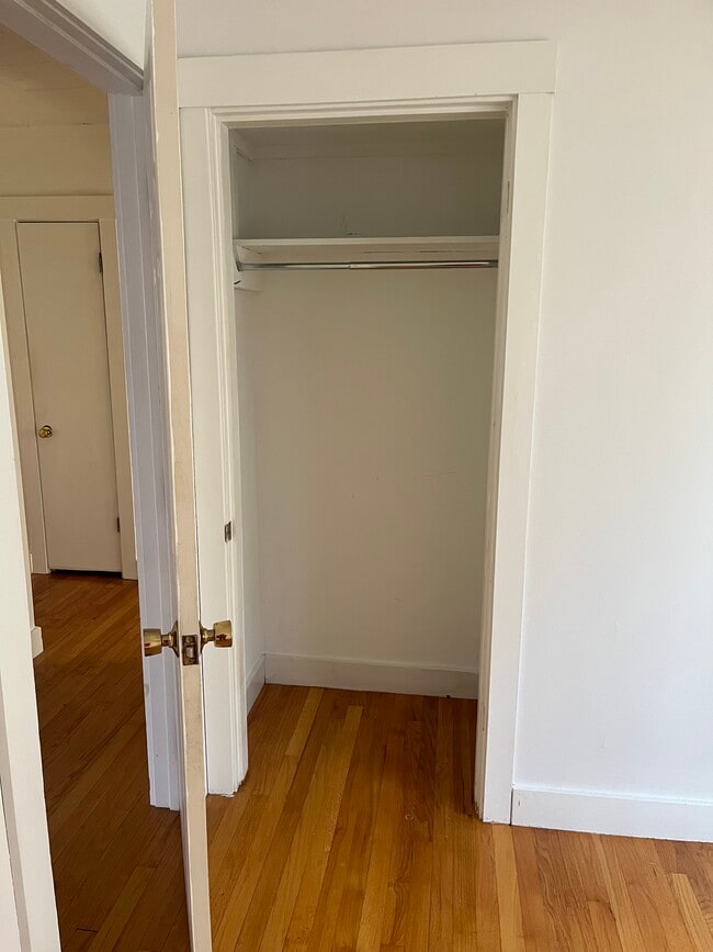 Building Photo - 50 Northwood Dr