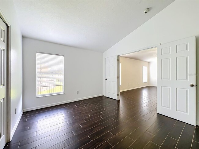 Building Photo - 1045 Willow Branch Dr