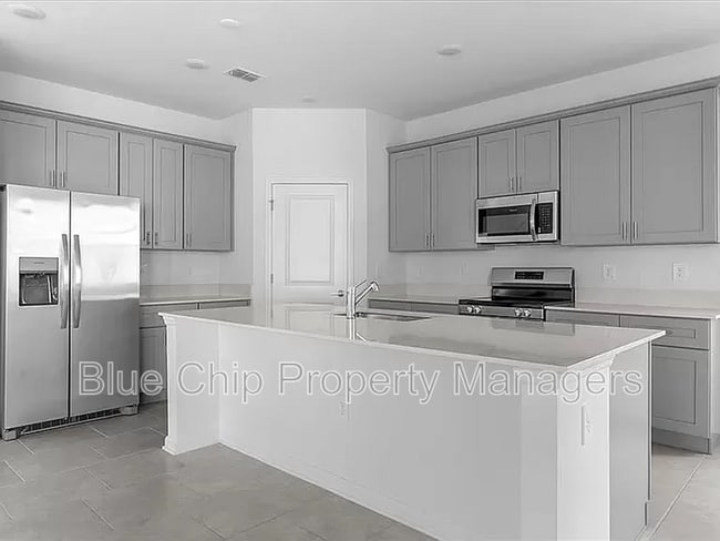 Building Photo - 2054 Shaggy Fisher Dr