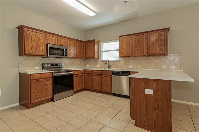 Building Photo - 5728 Bedrock Dr