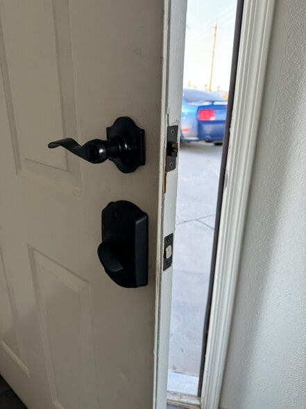 Building Photo - 3378 Iroquois Dr