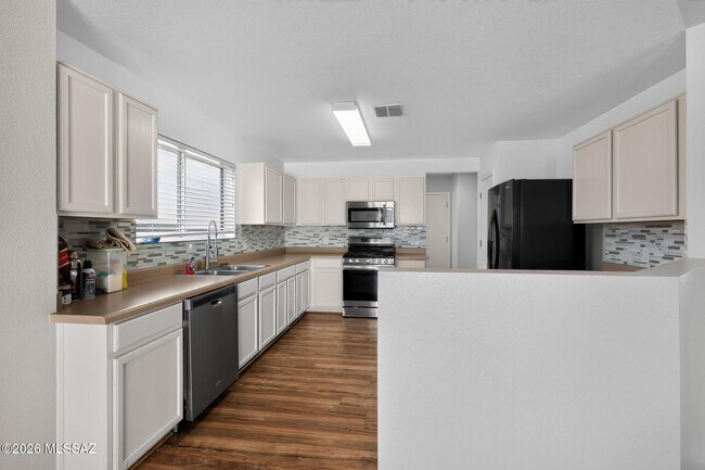 Building Photo - 1337 W Camino Mesa Sonorense