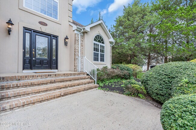 Building Photo - 1562 Priscilla Ct