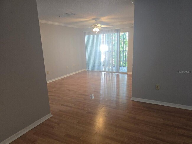 Building Photo - 4240 Summer Landing Dr