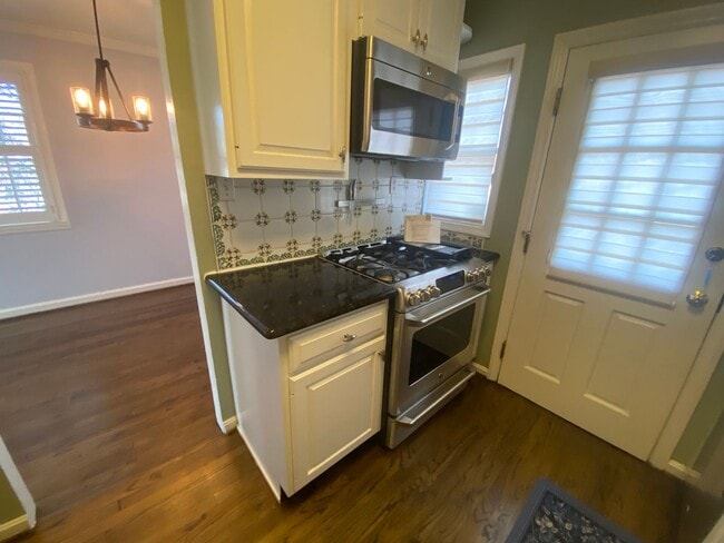 Building Photo - 22 Mt Vernon Ave