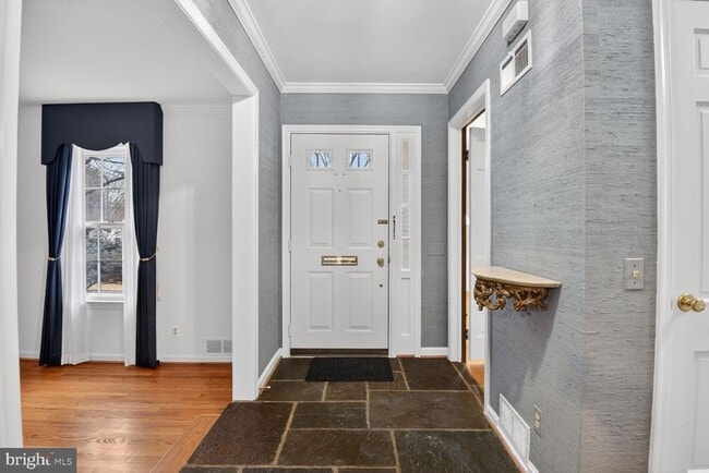 Building Photo - 4709 River Rd