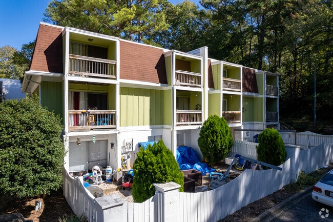 Building Photo - Stoney Hollow