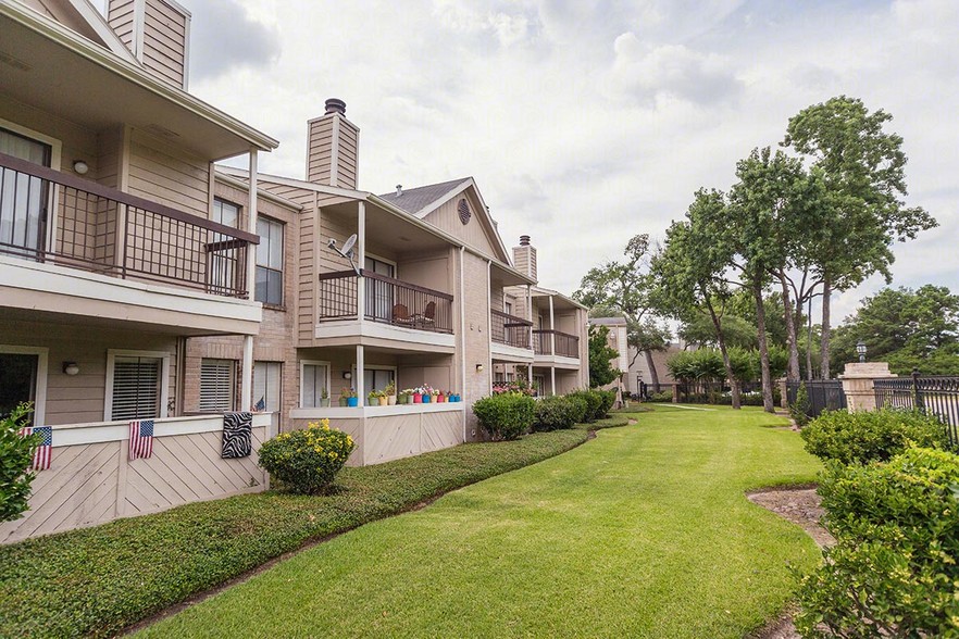 Building Photo - Pecan Square Village