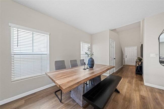 Building Photo - 5008 Starboard St