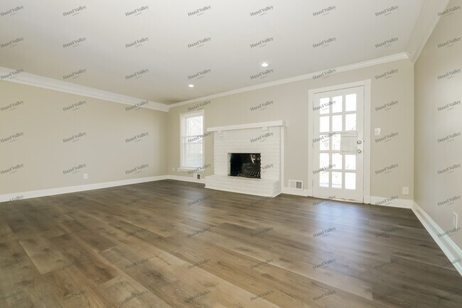 Building Photo - 12810 Craig Ave