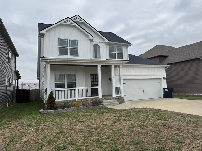 Building Photo - Gorgeous Single Family Home