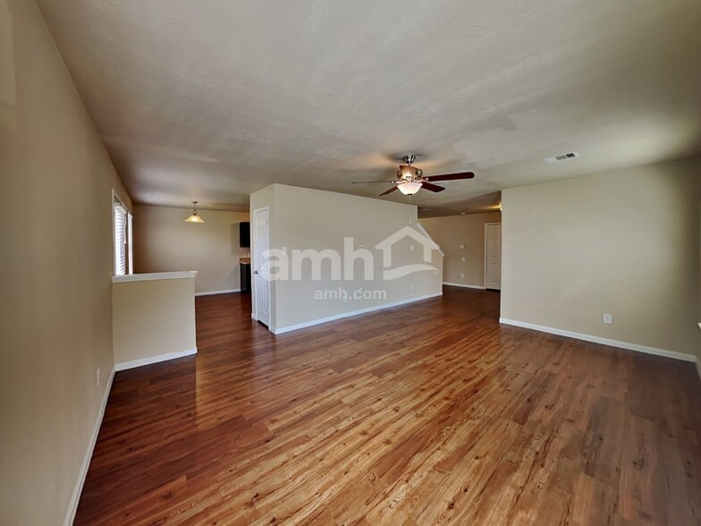 Building Photo - 5923 Stockholm Ct