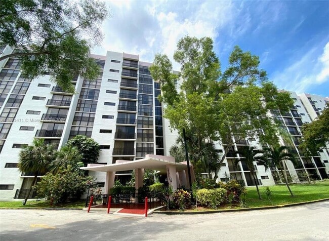 Primary Photo - 1 bedroom in Sunny Isles Beach FL 33160