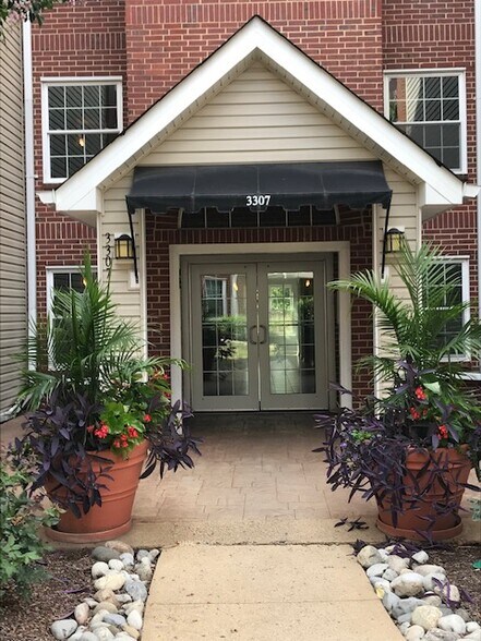 Building Photo - 3307 Wyndham Cir