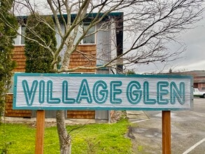 Building Photo - Village Glen Apartments