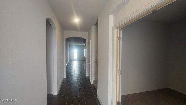 Building Photo - 13000 Shildon St