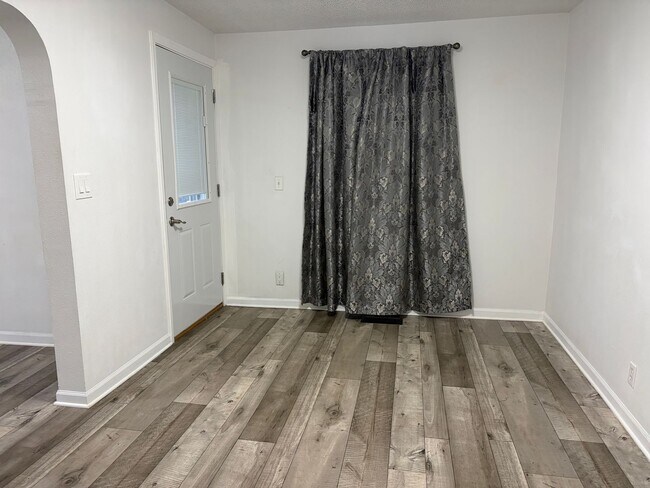 Building Photo - Nice 2-Bedroom Single Family Home Available in Ligonier