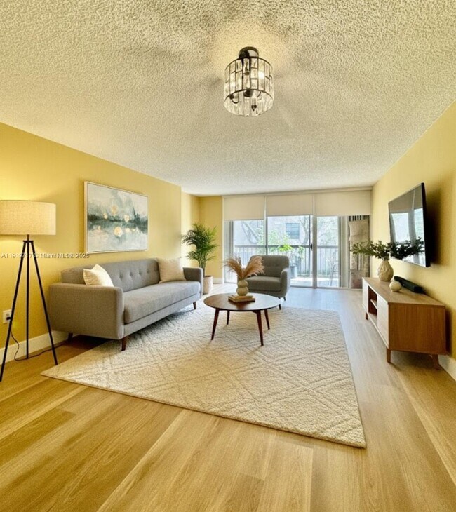 Primary Photo - 10985 SW 107th St