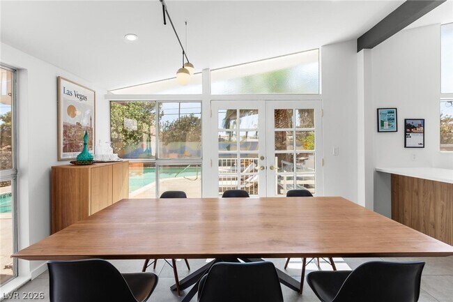 Building Photo - 1607 Pawnee Dr