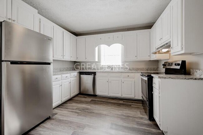 Building Photo - Charming 2 Bedroom in LaGrange!