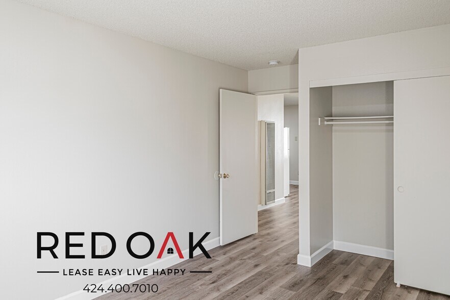 Building Photo - 12767 San Fernando Rd