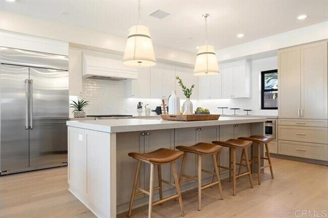 Building Photo - 3755 Adams St